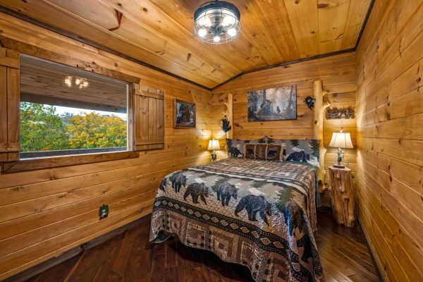 Bear Cub Queen bed